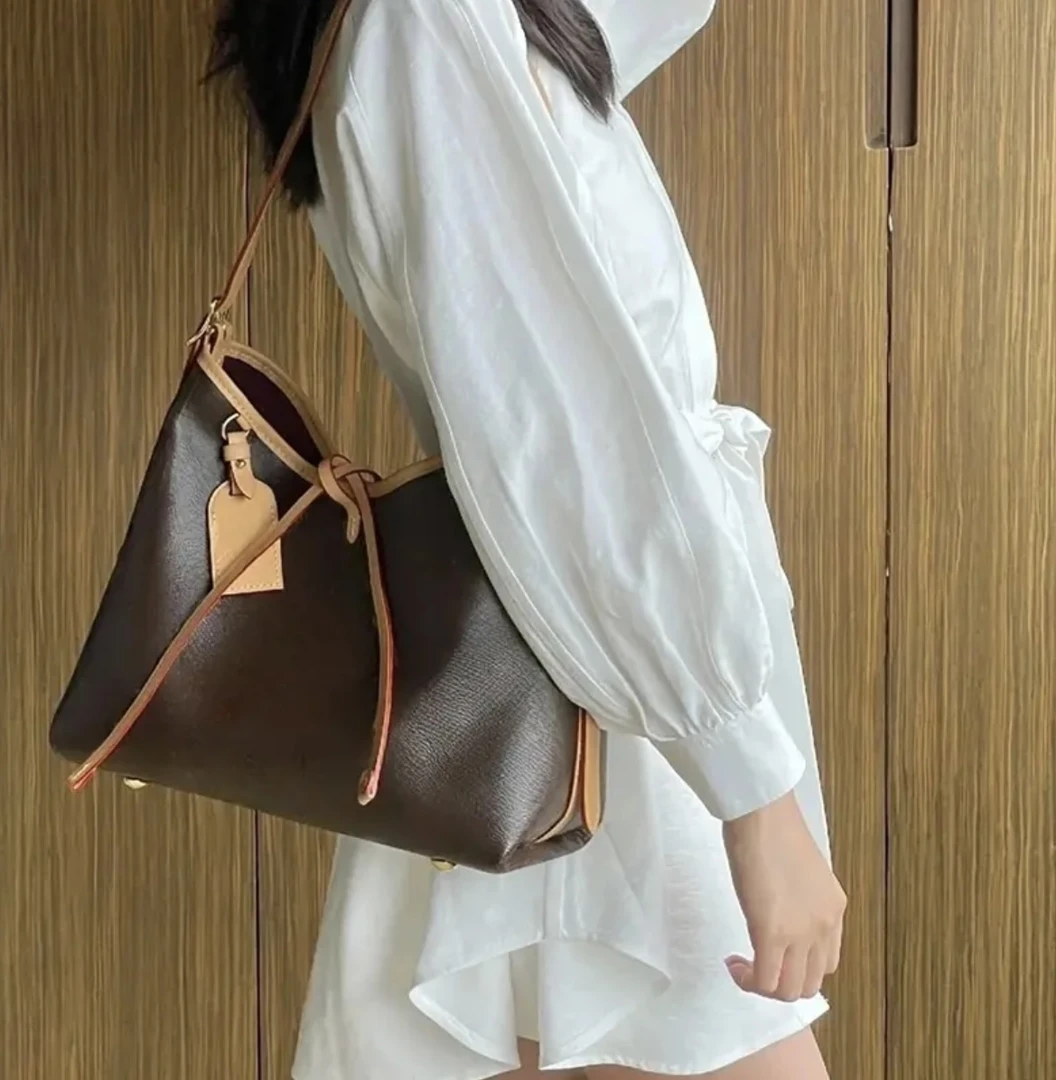 按照编码下单（库存有限-先到先得）主播推荐斜挎单肩收纳包包