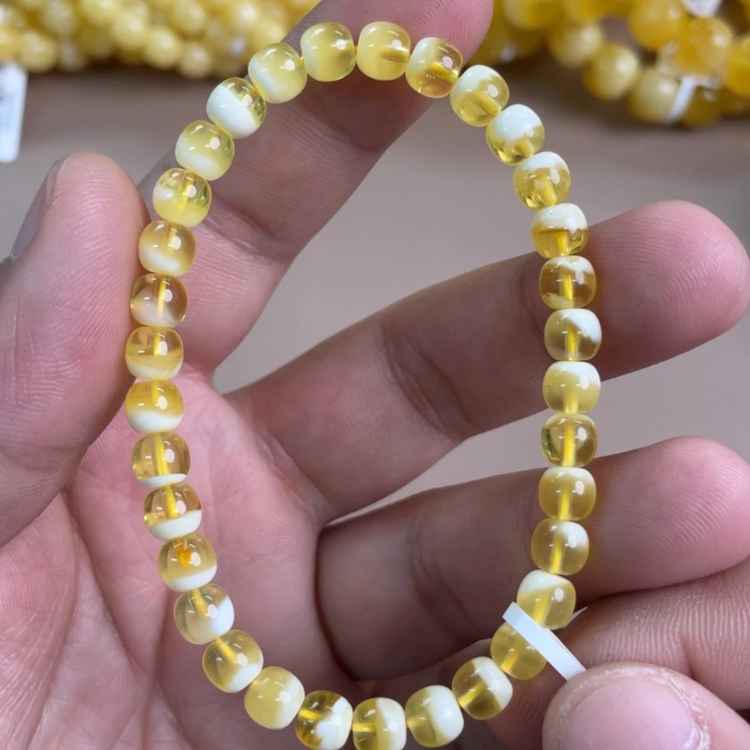 琥珀裸石未镶嵌0260000000