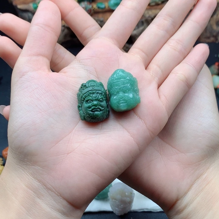 定制翡翠未镶嵌茶**品翡翠