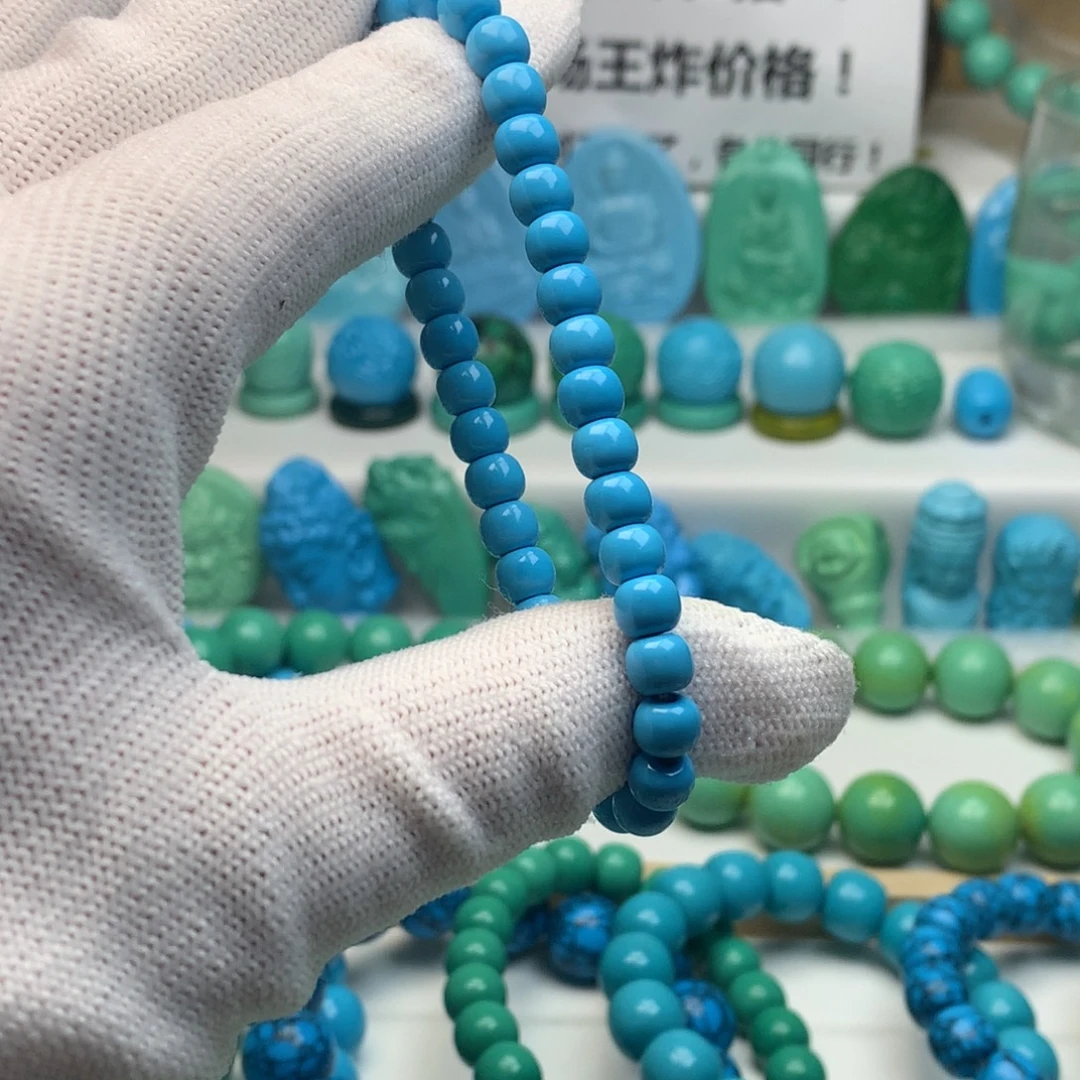 湖北批发精挑绿色矿原创手串108 以介绍为准湖北批发精挑绿色矿原
