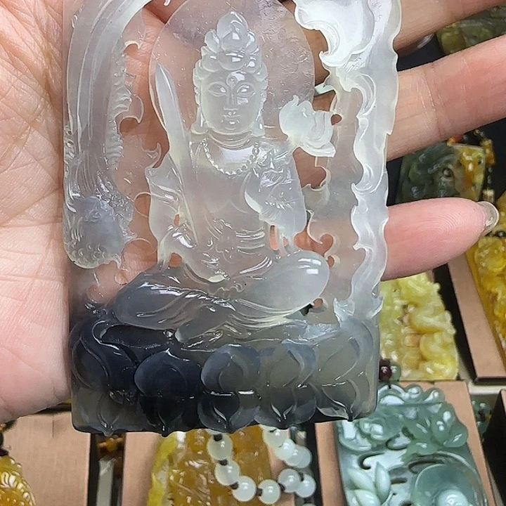 未镶嵌蛇纹石玉颈饰