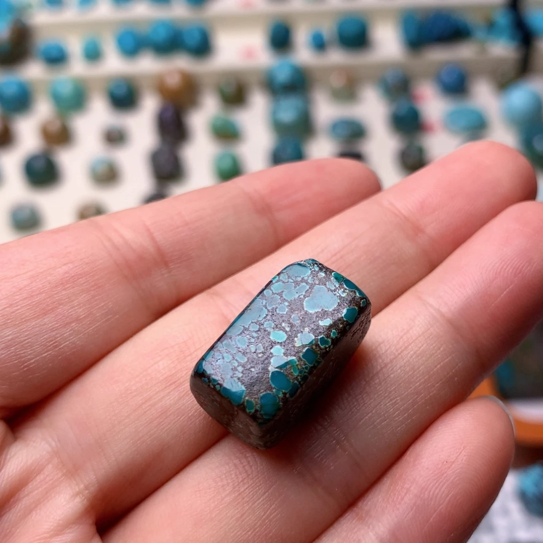 石材湖北原矿高瓷饰品配饰