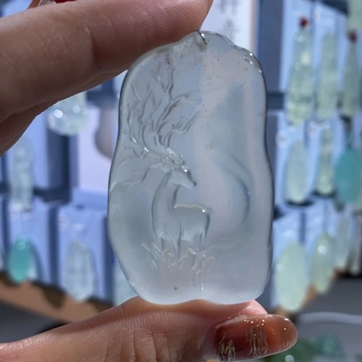 祥***达岫玉未镶嵌吊坠吊坠