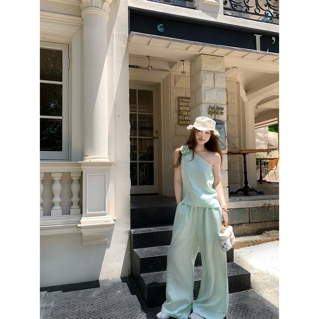 夏日巨好看时尚套装女2025新款提花斜领上衣直筒休闲裤减龄两件套