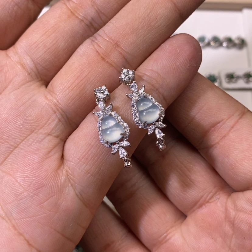 【闪购商品】翡翠颈饰未镶嵌布***_天然