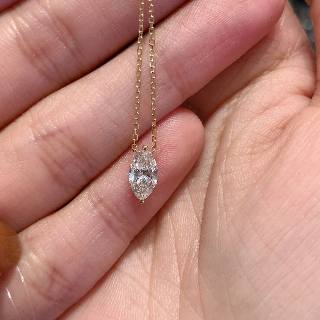 18K金镶嵌颈饰合成钻石70分马眼项链