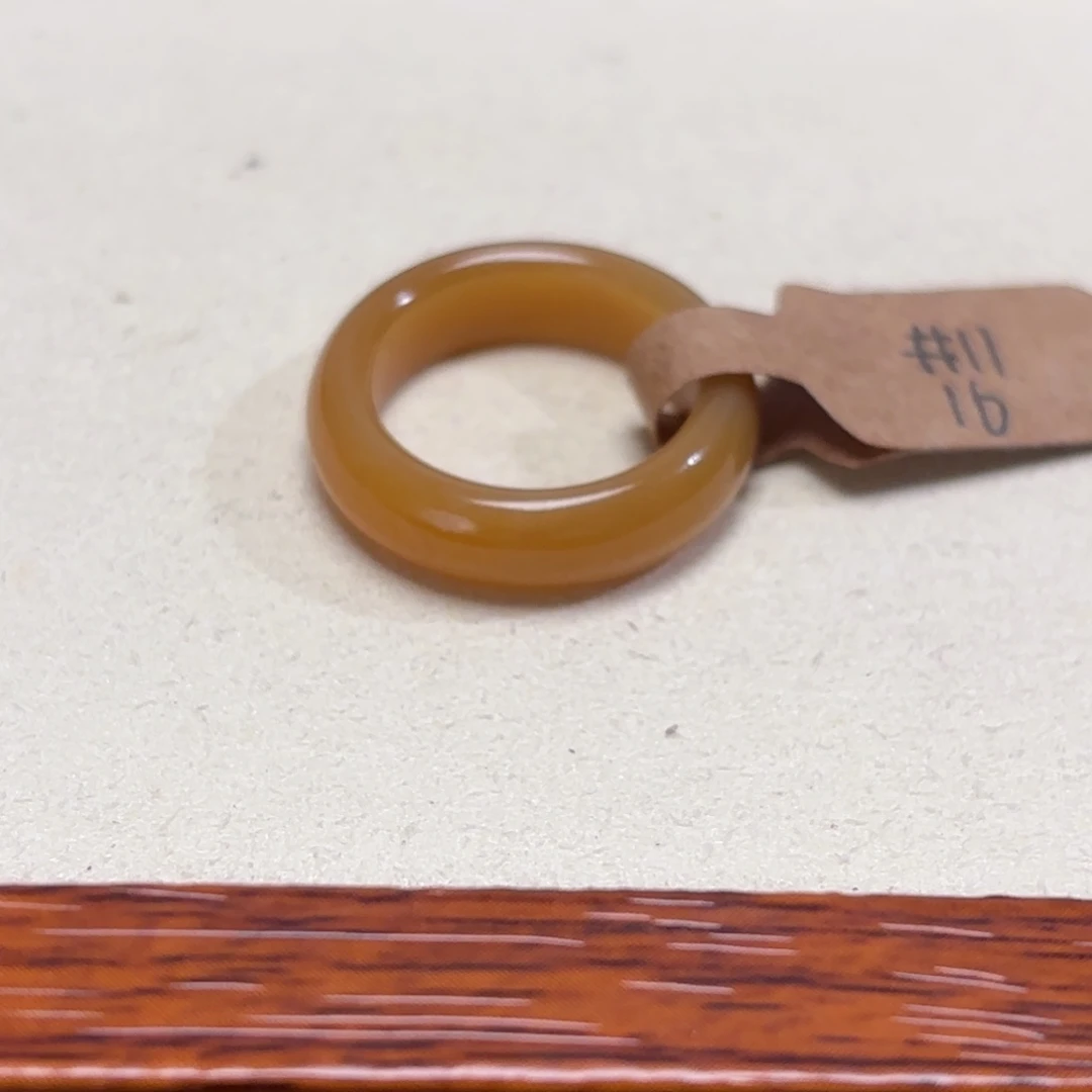 和田玉未镶嵌戒指