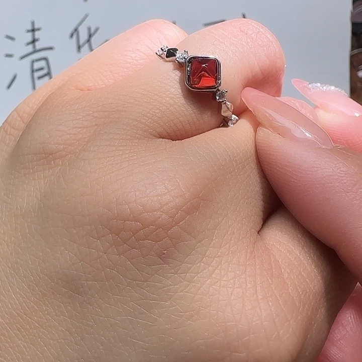 水晶银S925镶嵌戒指