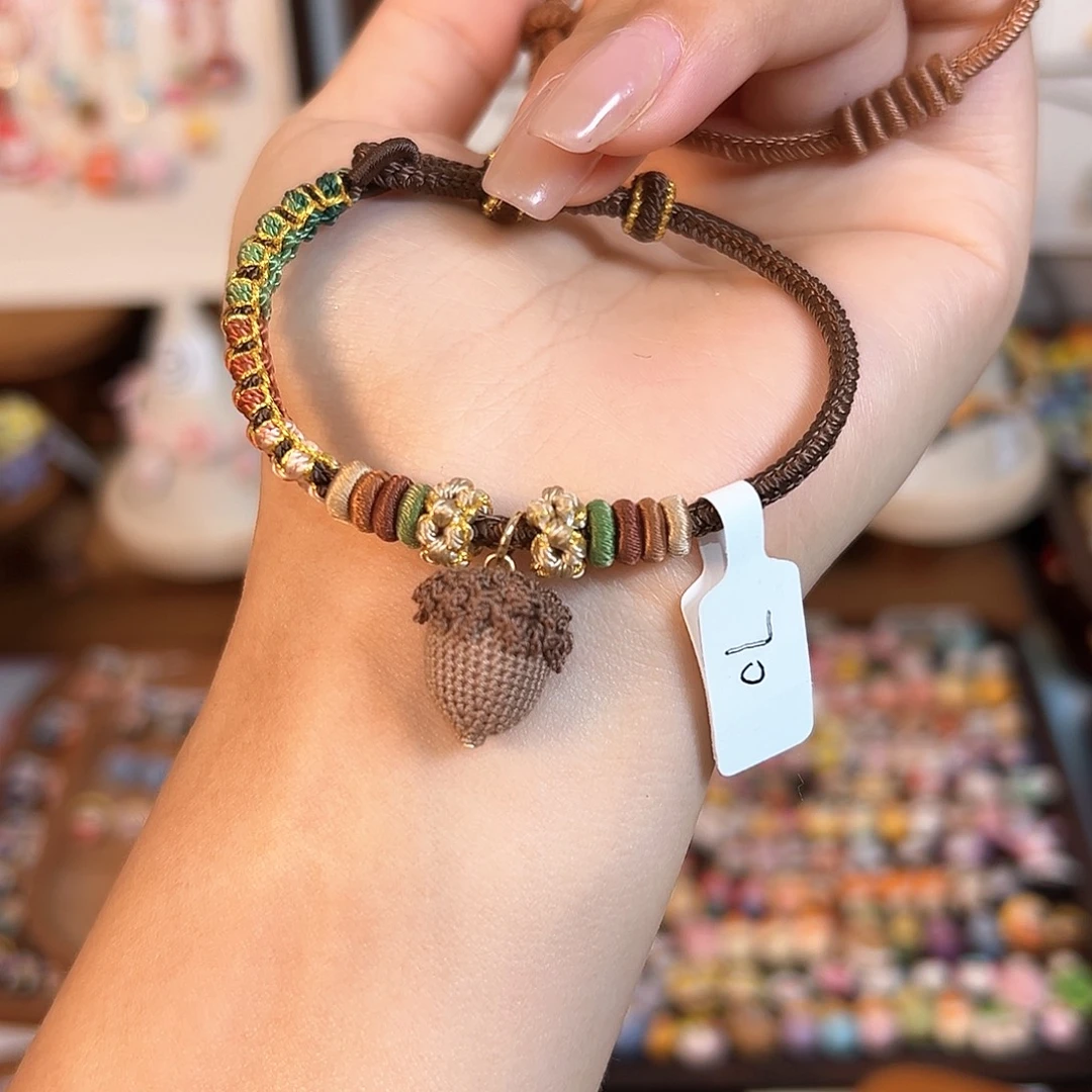 针织品手工制作手绳