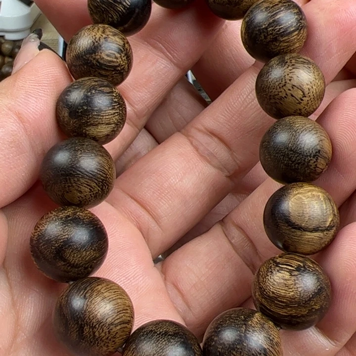 销***魂沉香手串越南芽庄白棋瘤疤