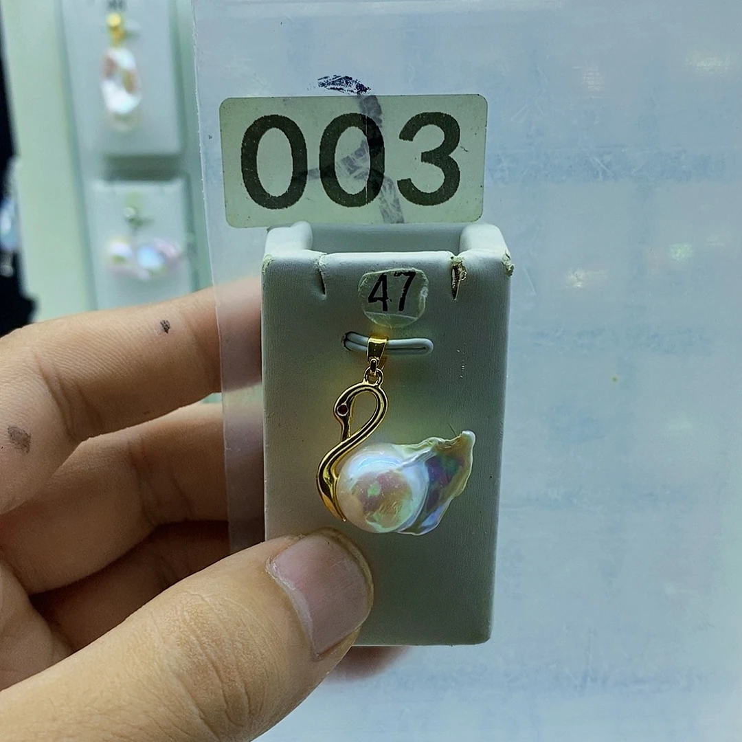 合金淡水珍珠颈饰