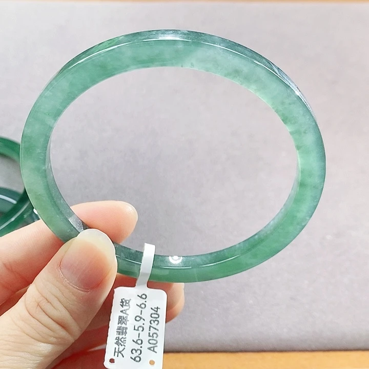 【闪购商品】未镶嵌手镯翡翠