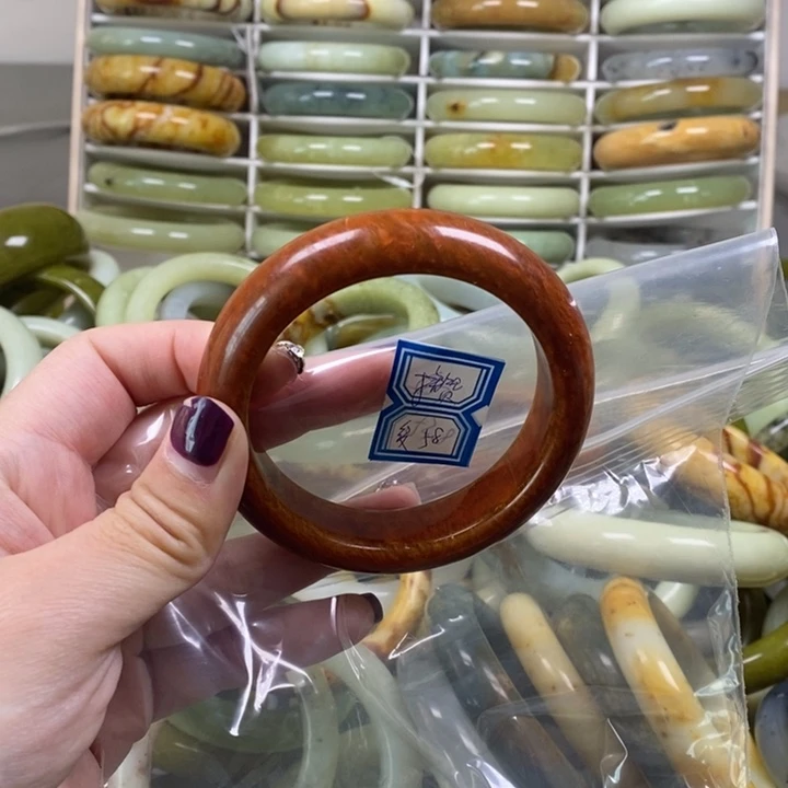 蛇纹石玉手镯未镶嵌攒****✨