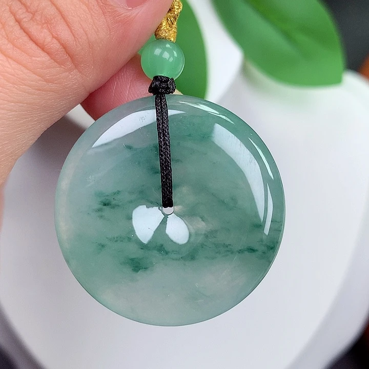 颈饰未镶嵌翡翠平安扣 34.5x5.9mm