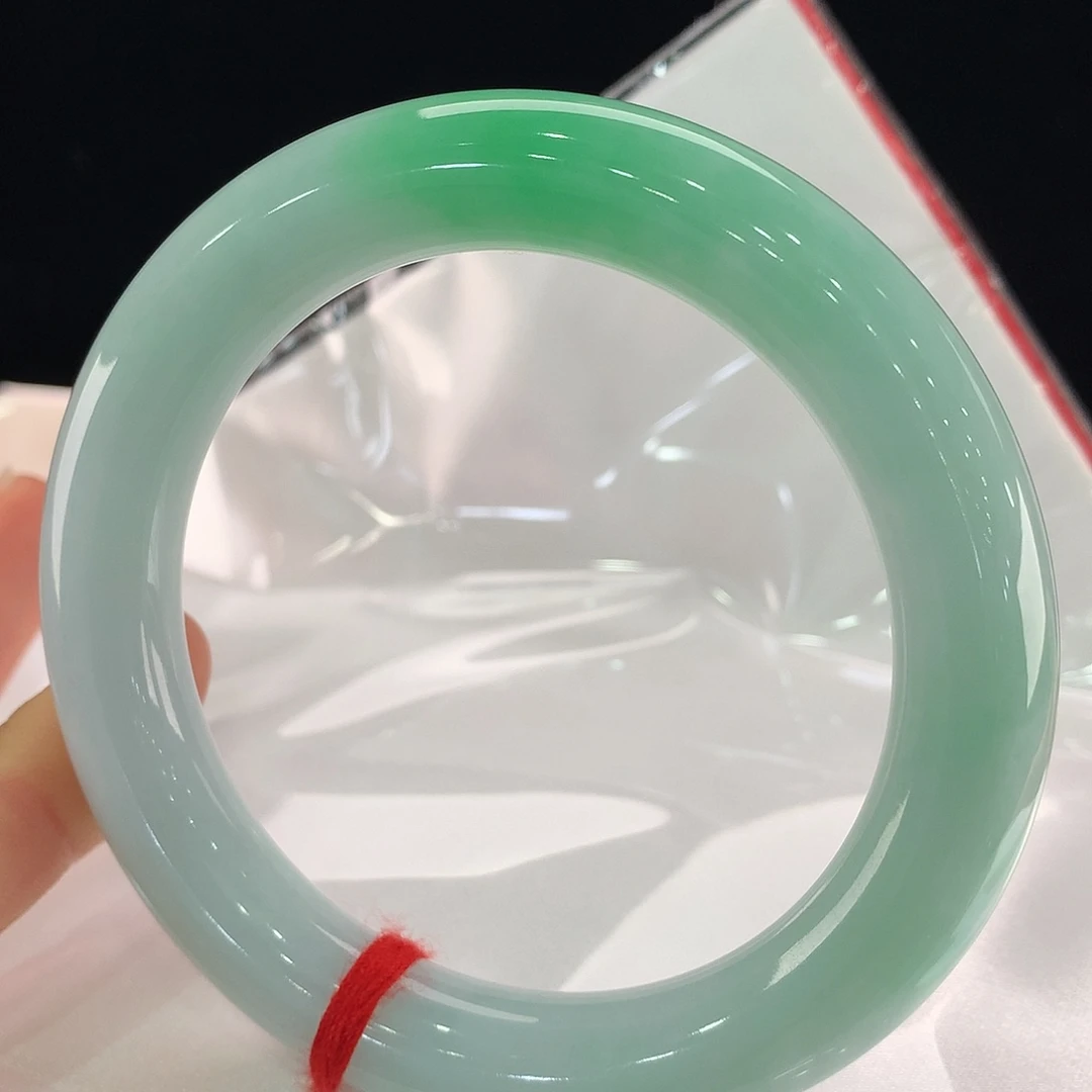 翡翠未镶嵌手镯0196