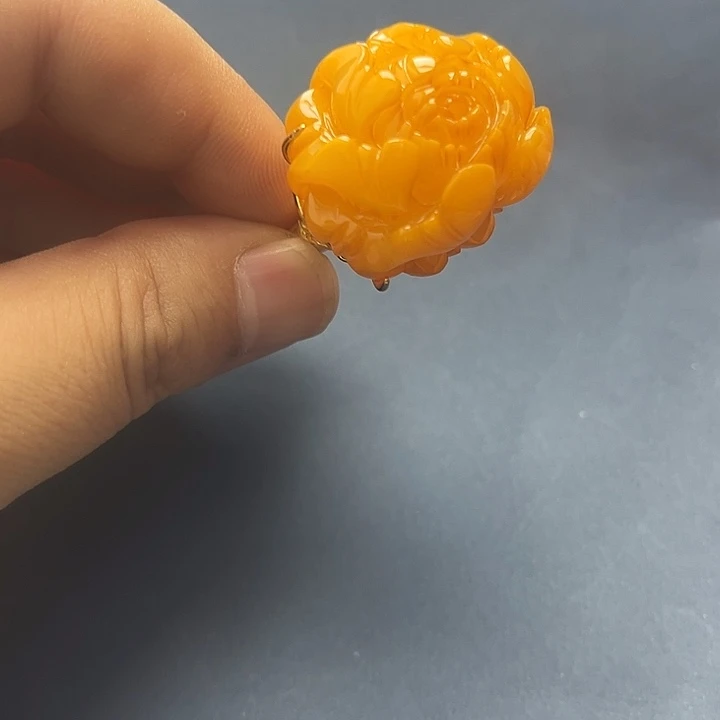 琥珀未镶嵌裸石戒指