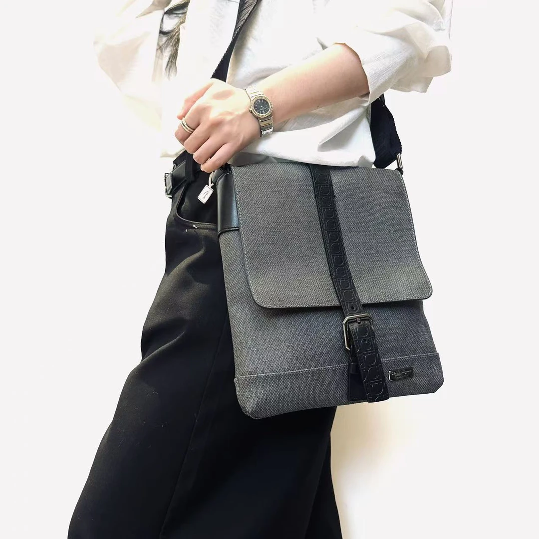 95新 FERRAGAMO/菲拉格慕 菲拉格慕单肩包 2506260129