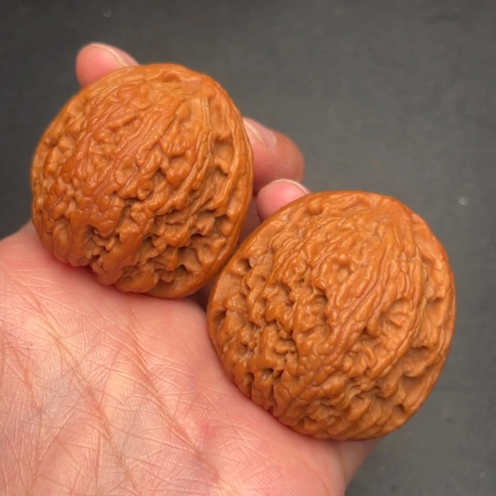 秦岭野生核桃文玩