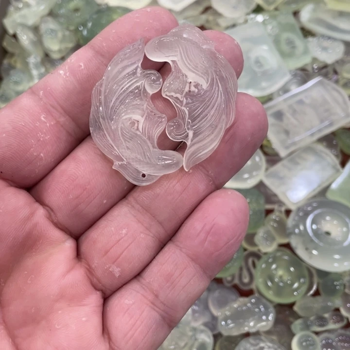 蛇纹石玉合金颈饰