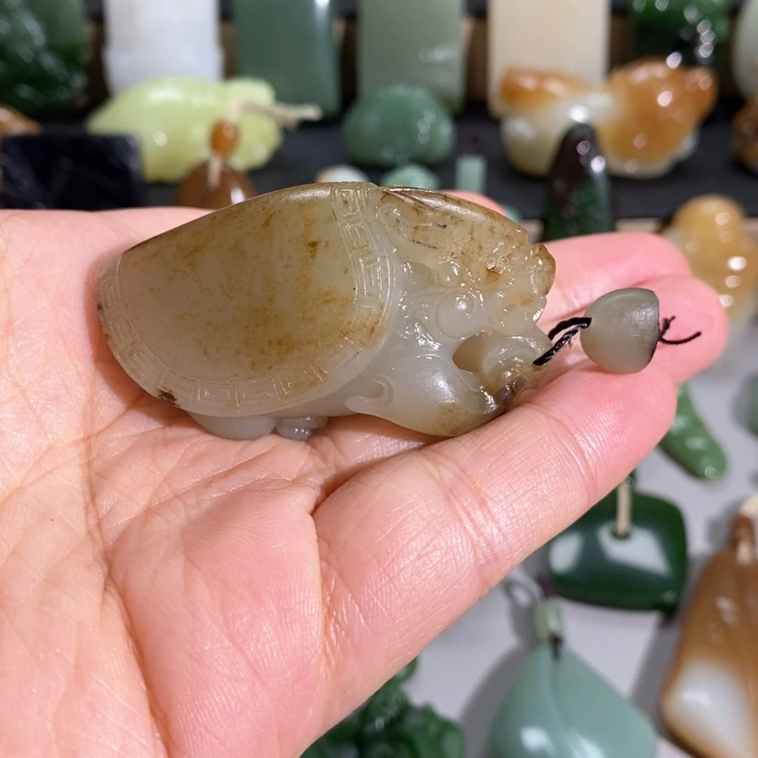 夏****和田玉未镶嵌挂件定制定制