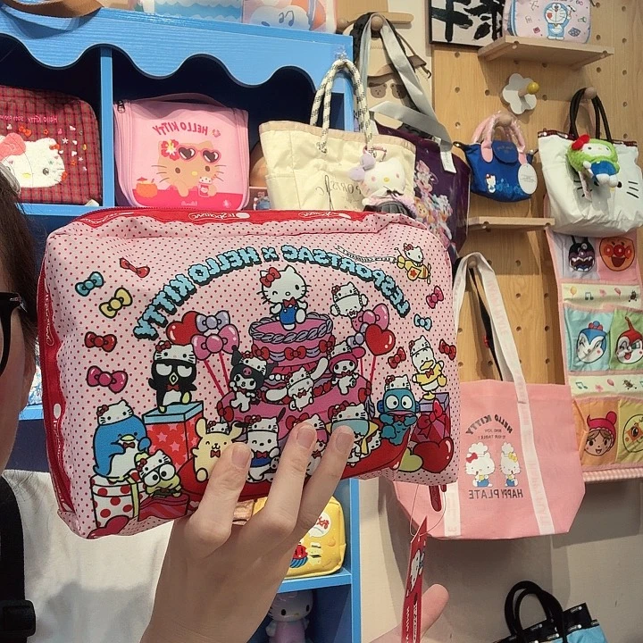 PU箱包收纳箱化妆包等