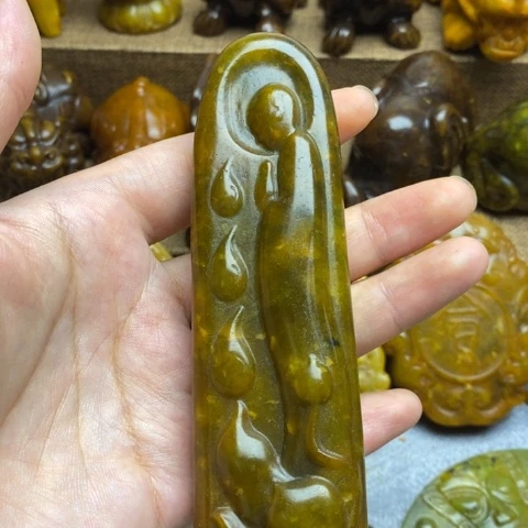 未镶嵌蛇纹石玉颈饰