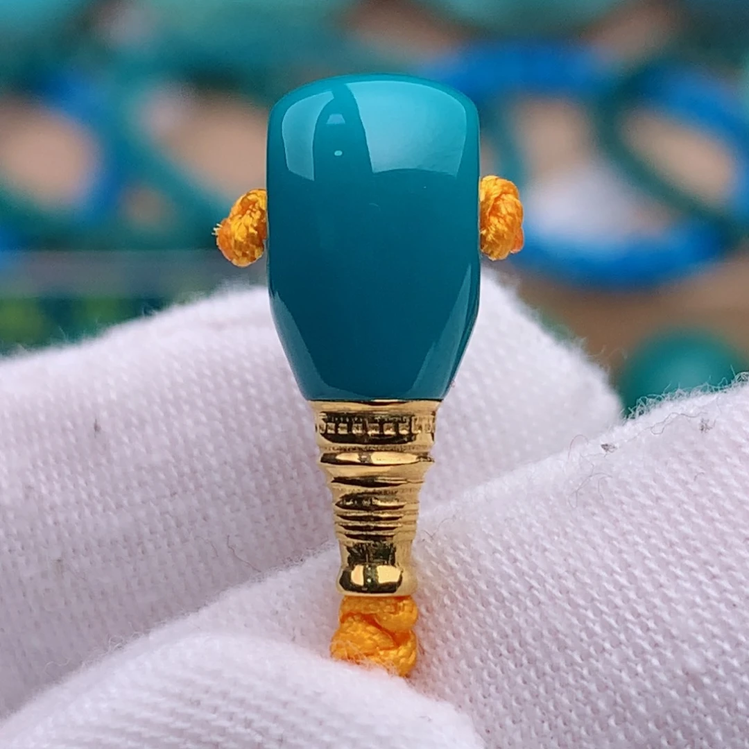 18K金镶嵌绿松石珠宝奇石7.5mm