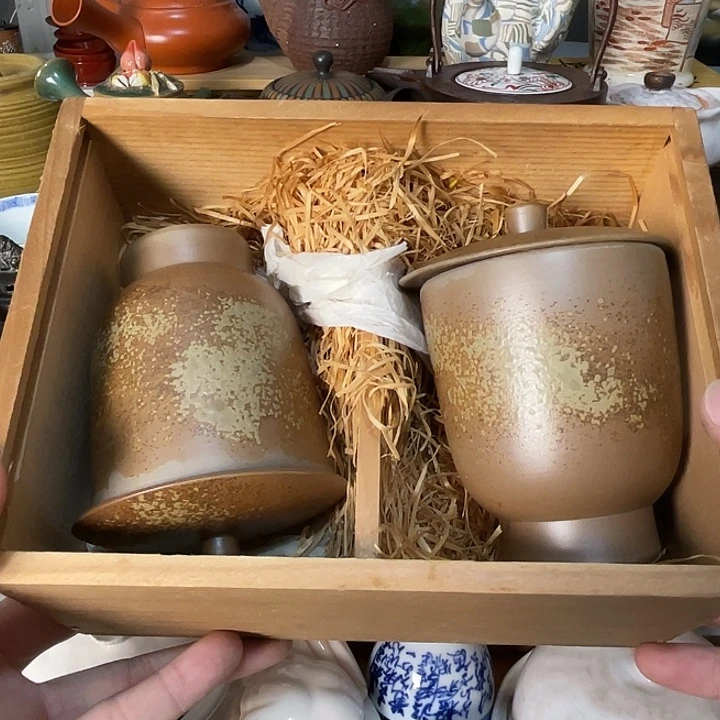 瓷片一对备前杯子不错的