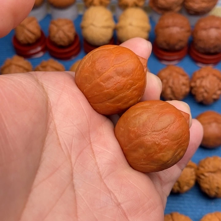 把件文玩核桃赤面僧