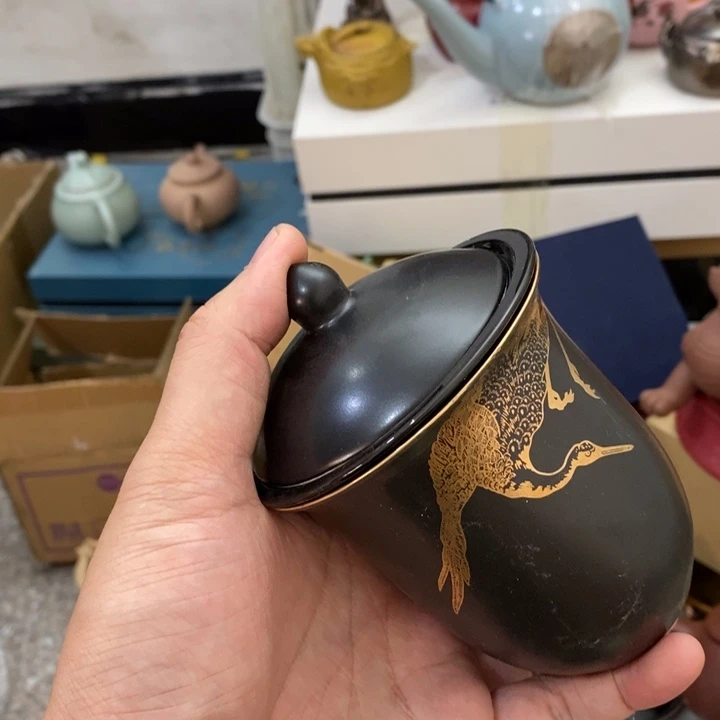 陶瓷艺术品及陶瓷壶壶