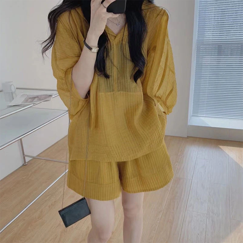 大码女夏装防晒小衫炸街休闲阔腿短裤微胖mm遮肉显瘦减龄两件套装