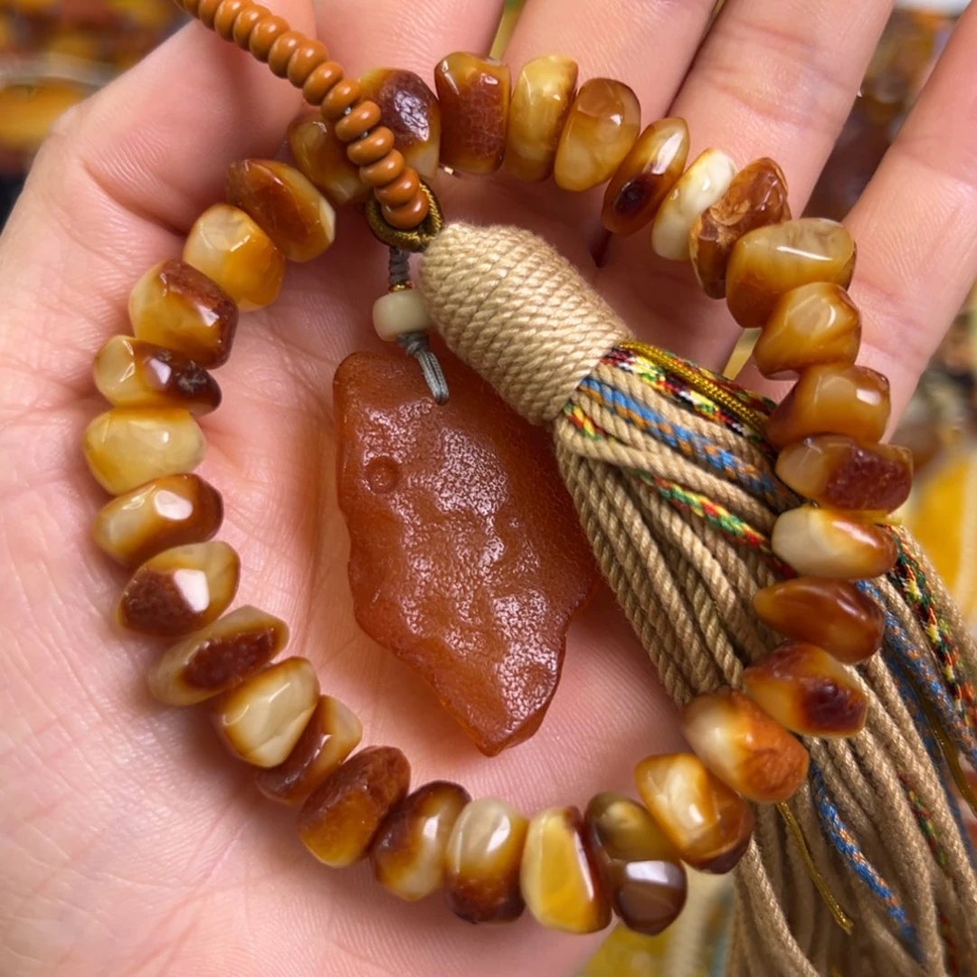 未镶嵌蜜蜡裸石蜜蜡