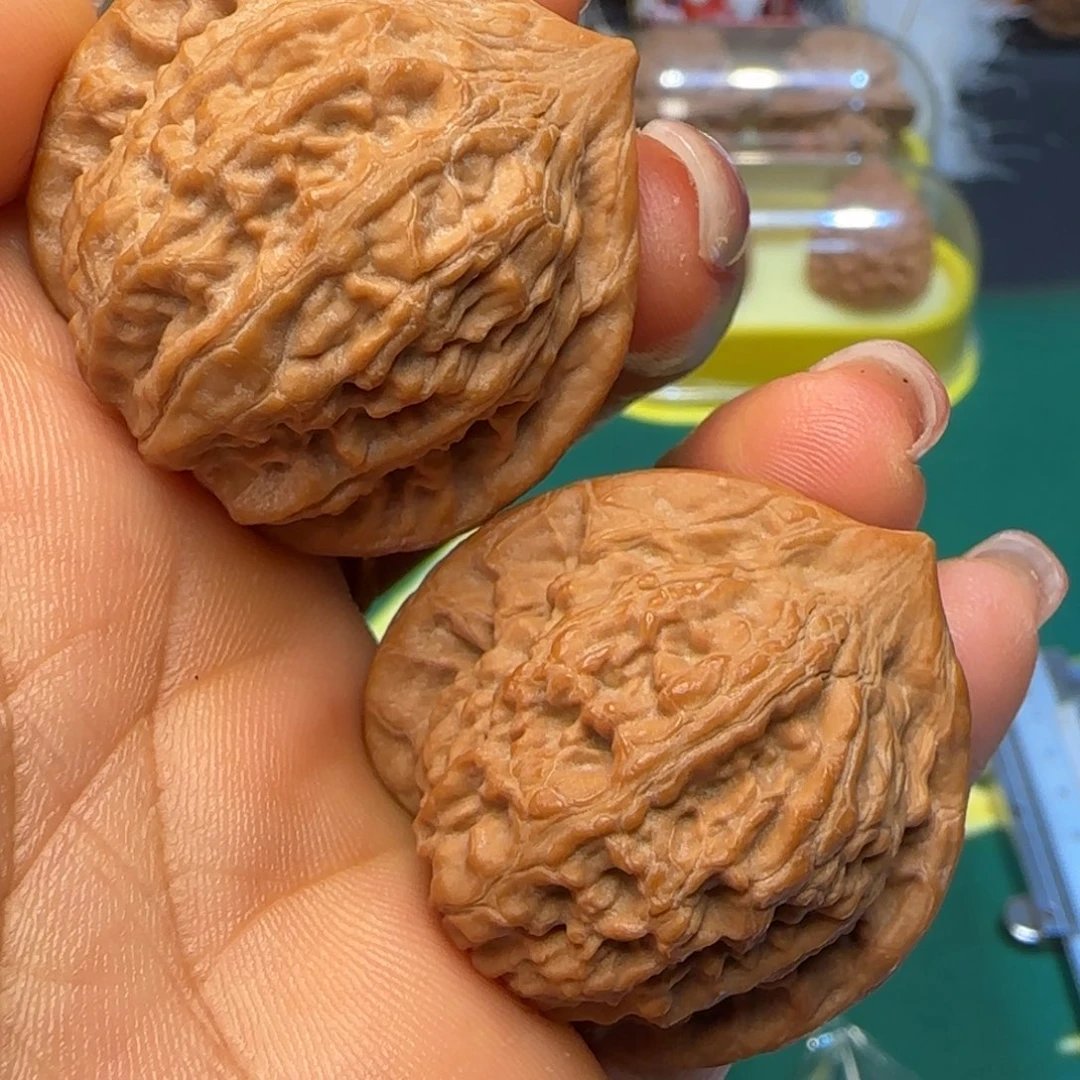 ****o文玩核桃吊坠36全品七步沟