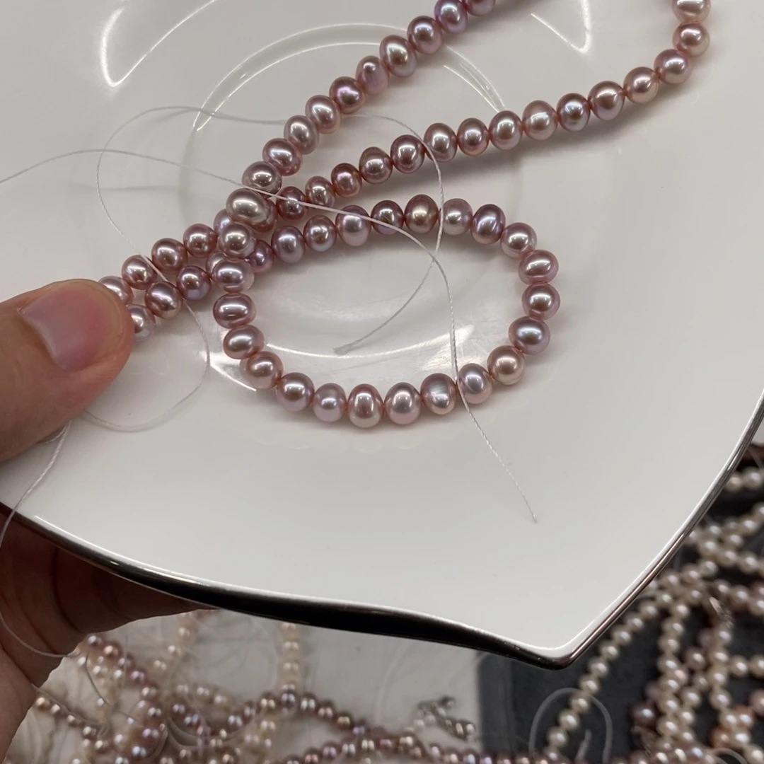 奶****合金淡水珍珠颈饰