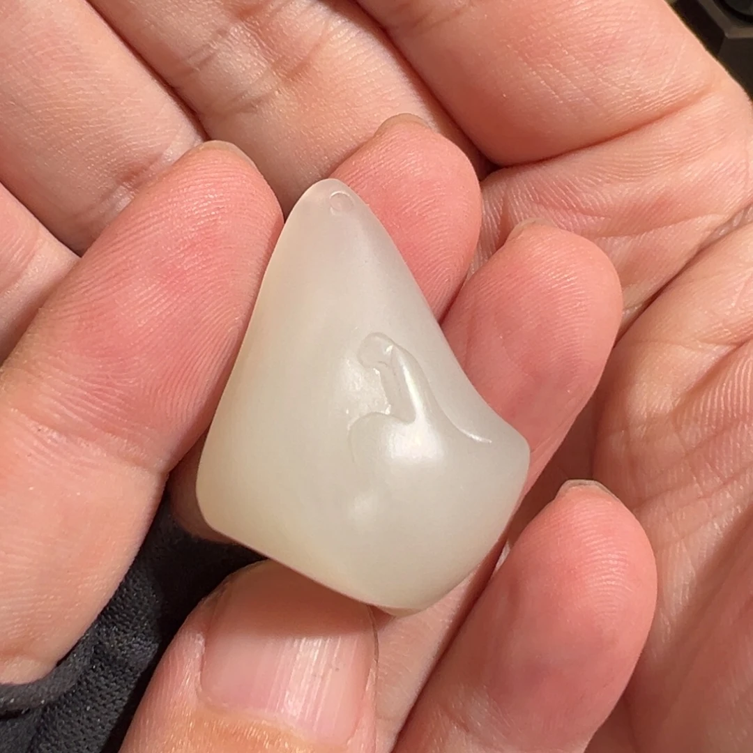 和田玉未镶嵌颈饰青海老坑随形悟道精柔光