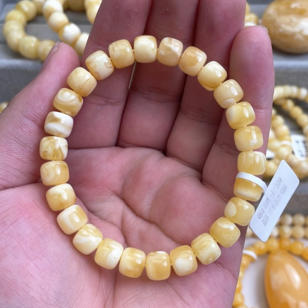 未镶嵌琥珀珠宝奇石