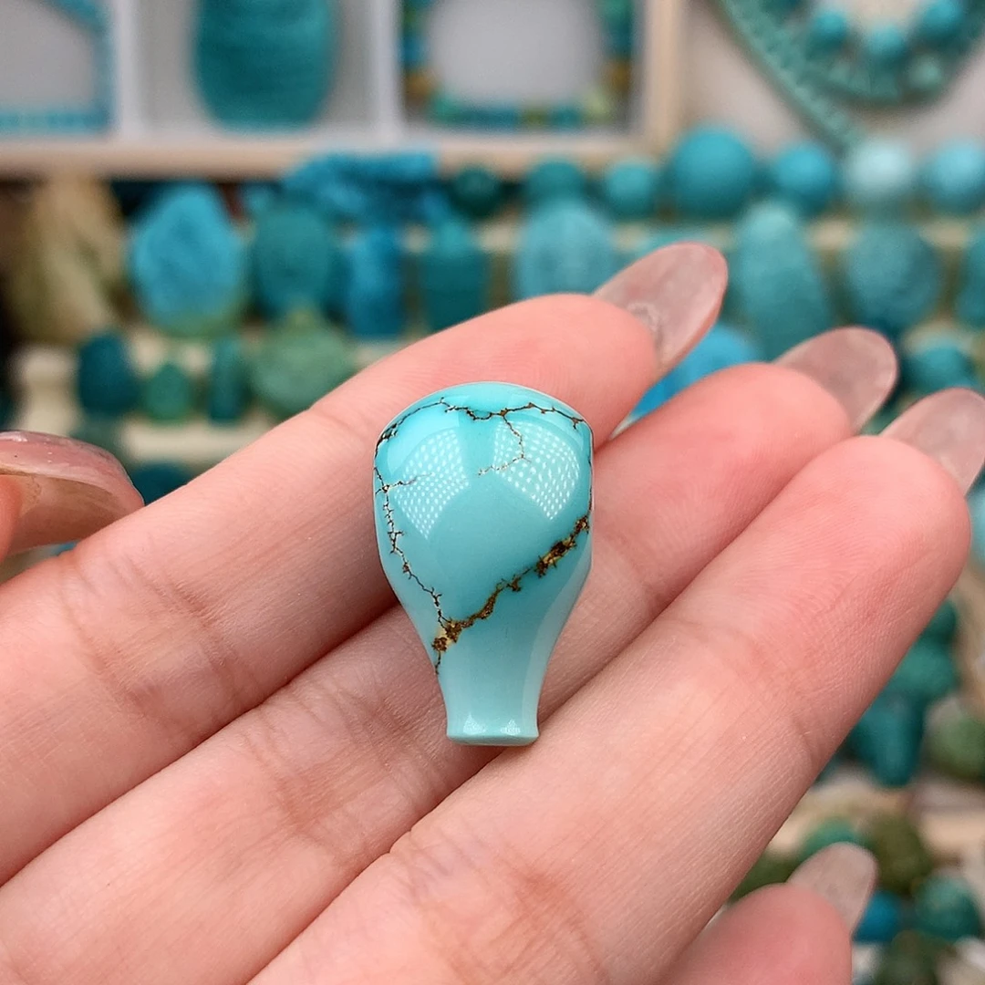 未镶嵌绿松石珠宝奇石