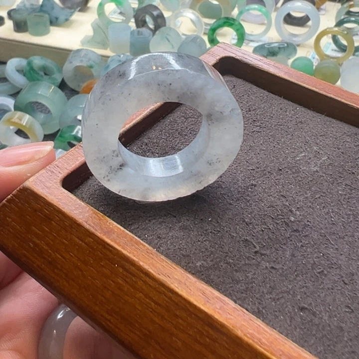 定制翡翠未镶嵌开播福利漏漏21-33