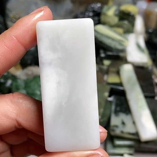 【闪购商品】和田玉（糖玉）珠宝半成品未镶嵌雲**仙