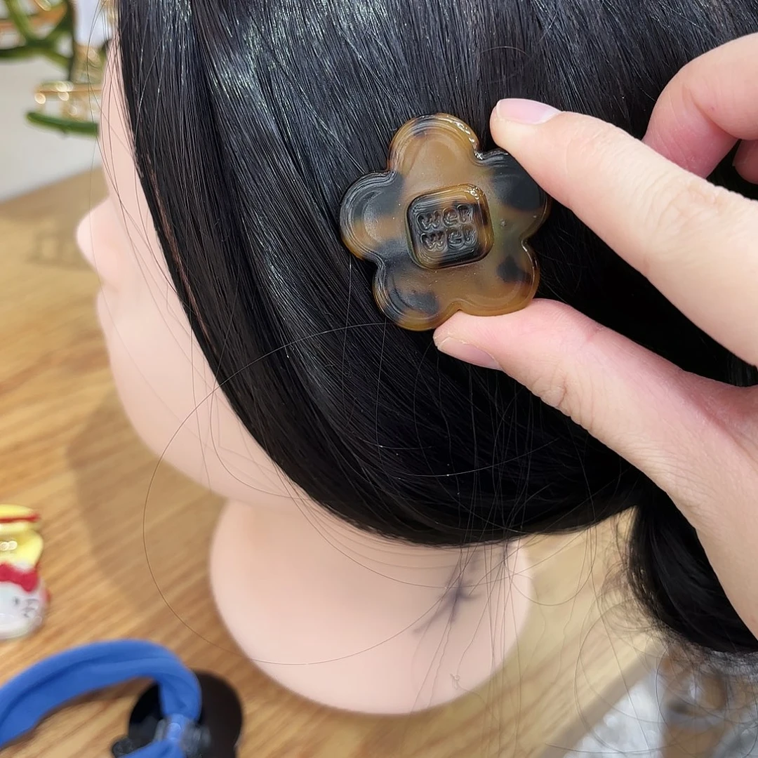 皮质铁合金小号花朵豹纹