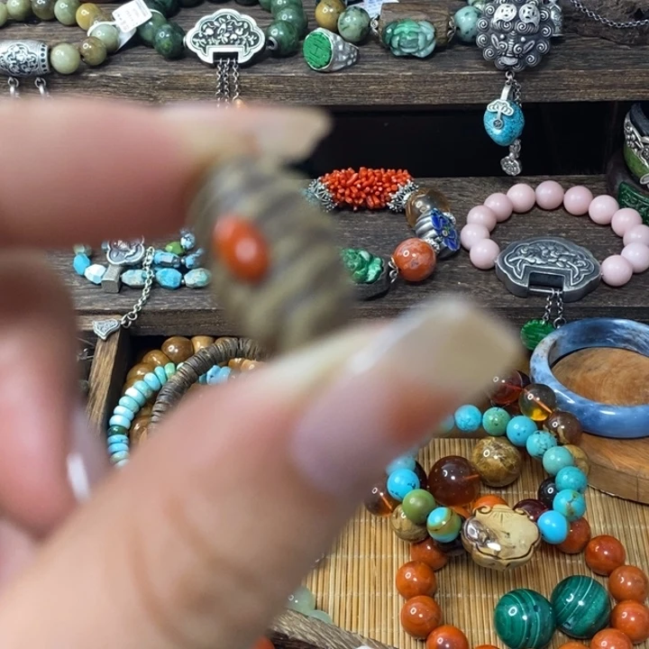 南红玛瑙手链未镶嵌