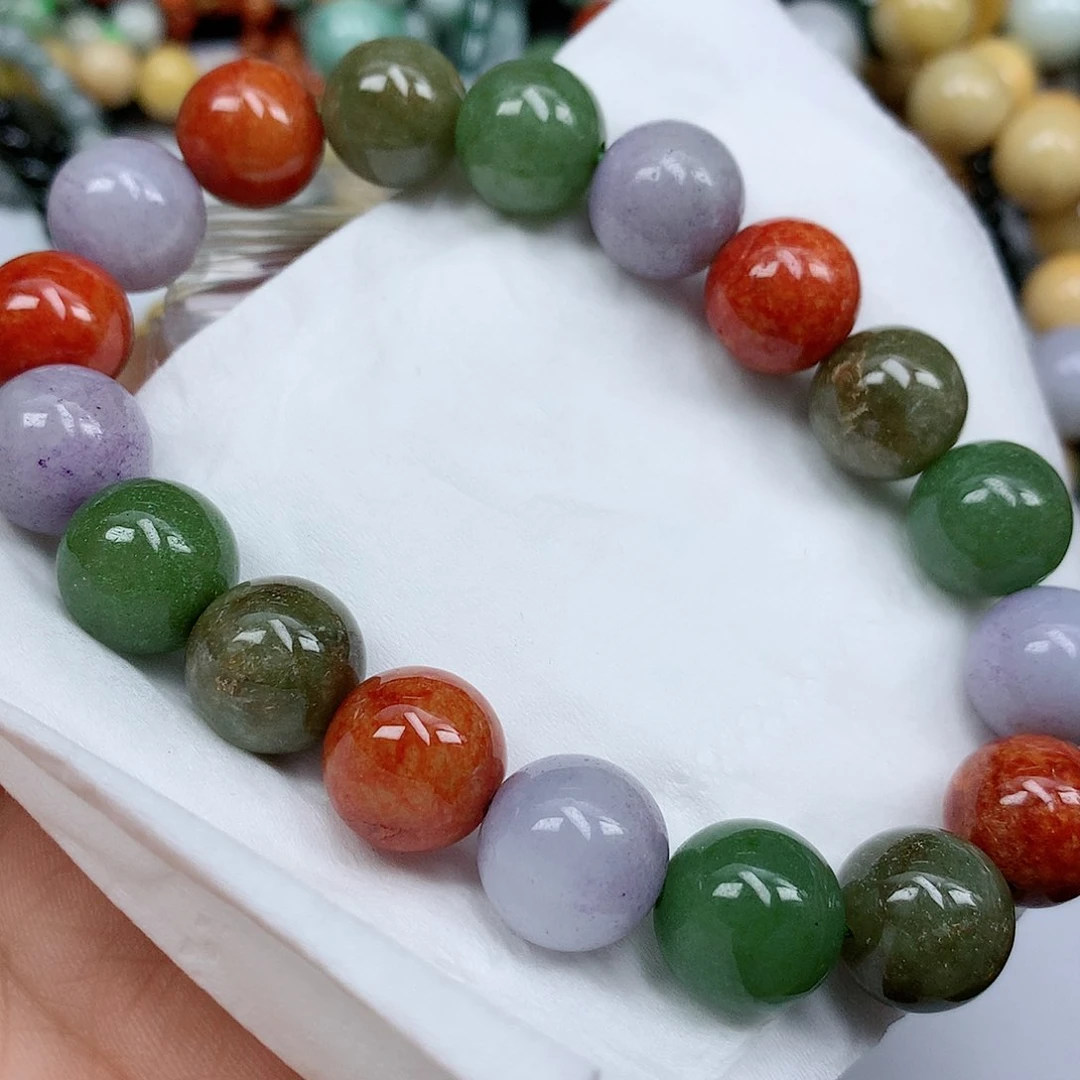 翡翠颈饰未镶嵌手串