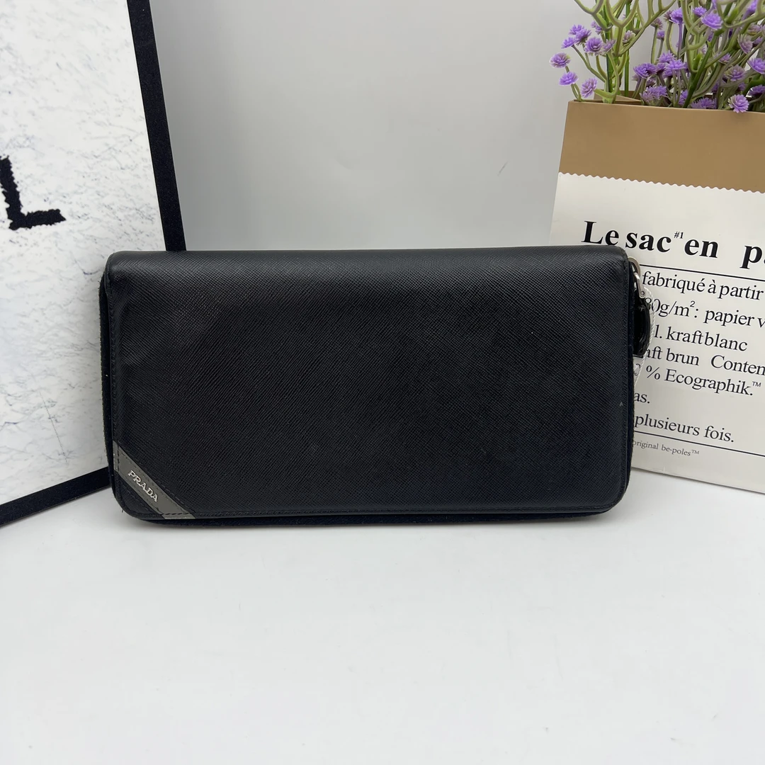 95新 Prada/普拉达 9056/黑色拉链长款钱包