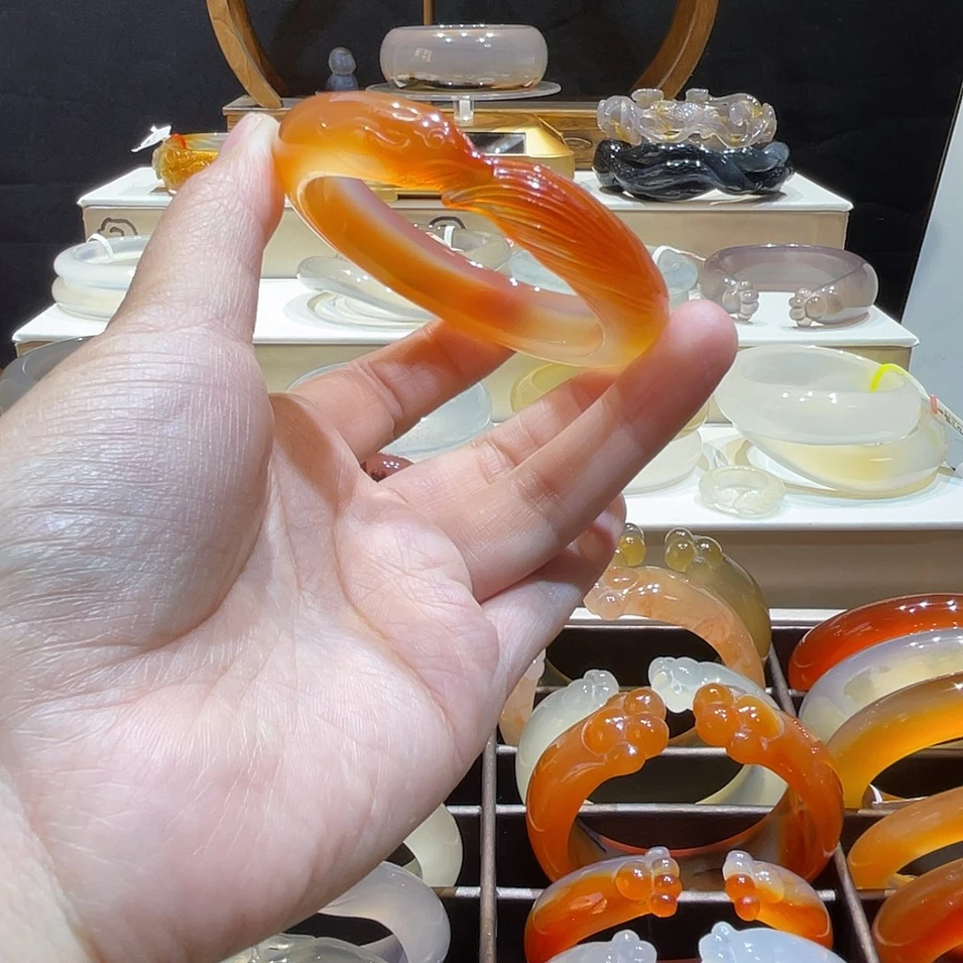 玛瑙/玉髓未镶嵌手镯