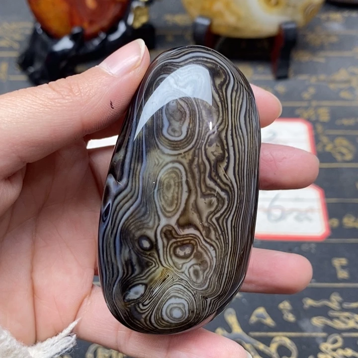 玛瑙/玉髓玛瑙未镶嵌万**忧