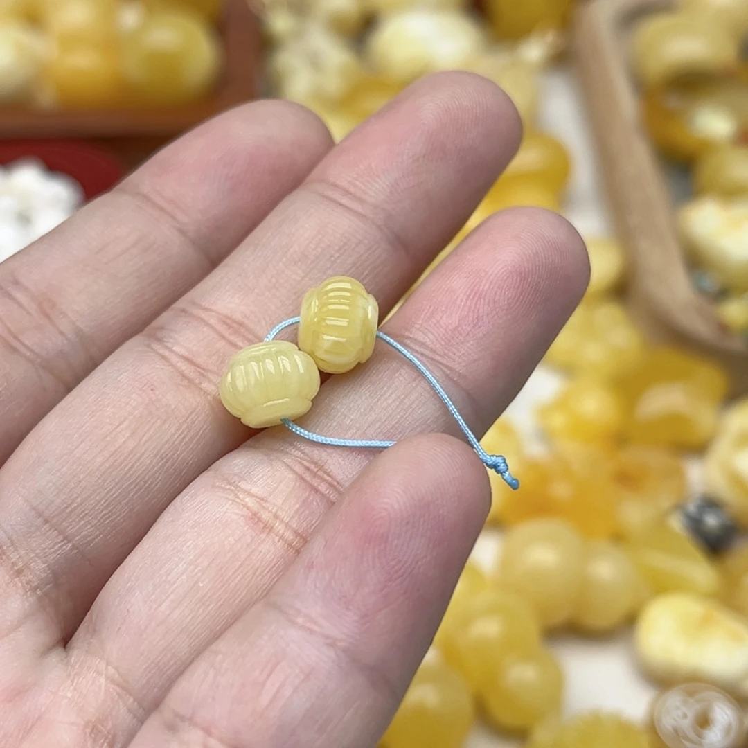 裸石蜜蜡未镶嵌配饰