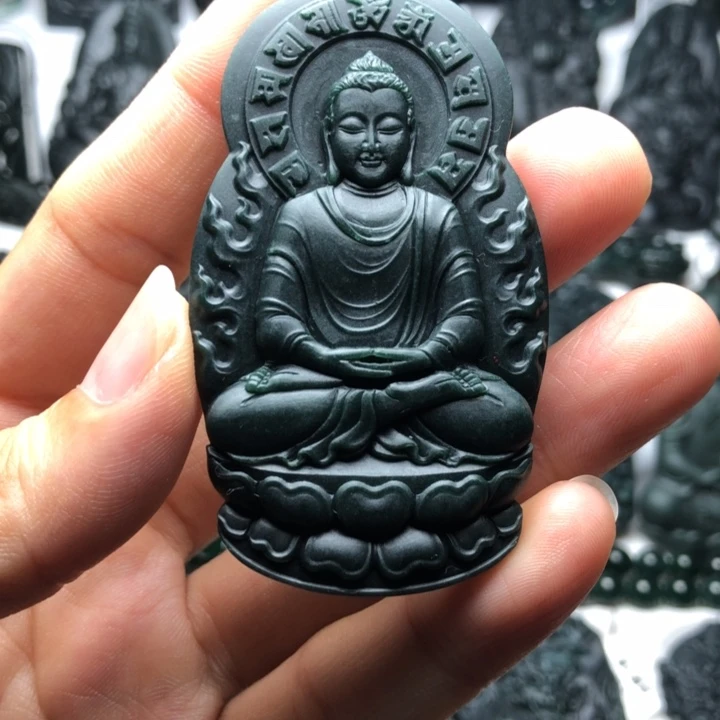 定制翡翠未镶嵌大日如来