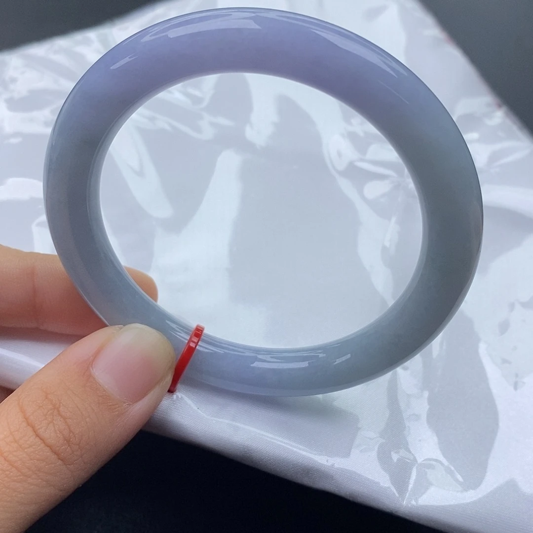 翡翠未镶嵌手镯（圆镯）23251