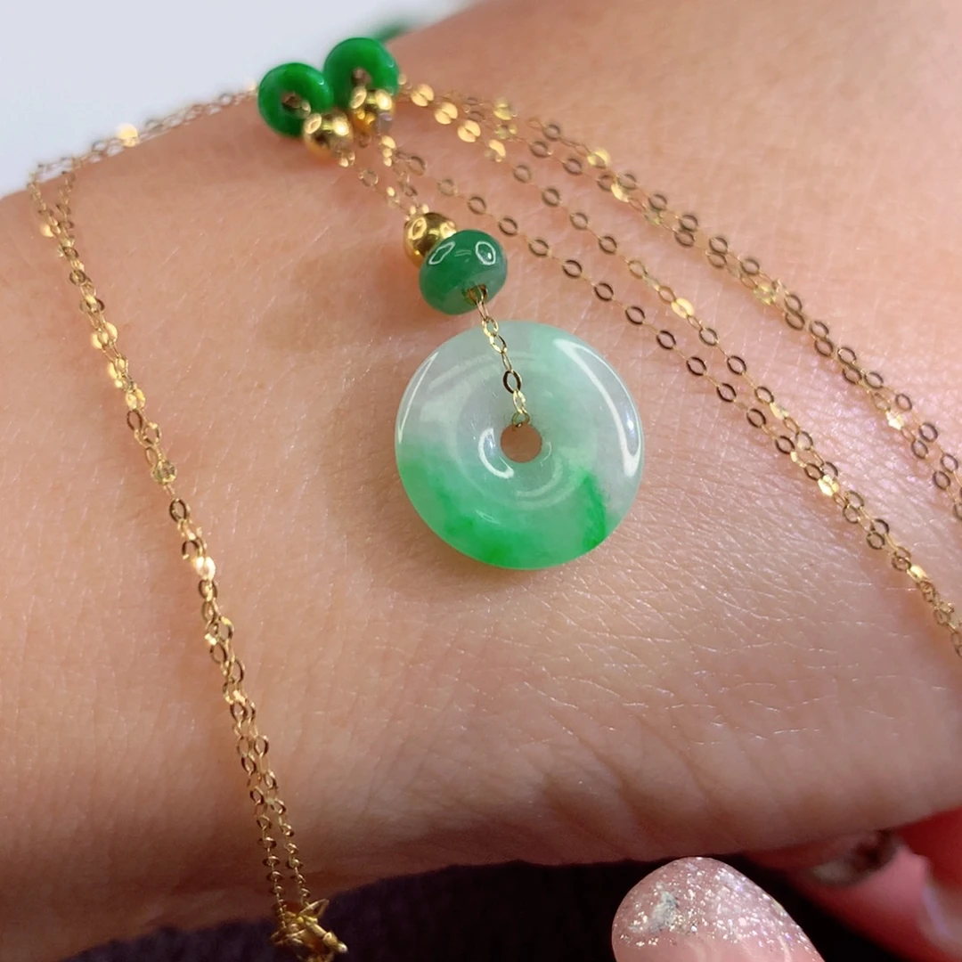 翡翠18K金镶嵌颈饰翡翠