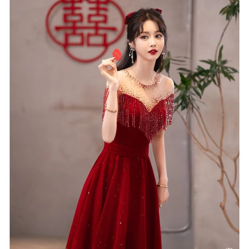 S敬酒服新娘2025新款春夏红色小个子结婚高级订婚连衣裙晚礼服裙
